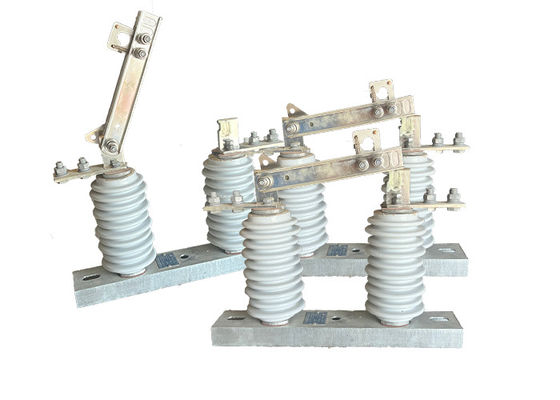 12kV 630A HV AC Yüksek verimlilikgüç Bağlantıyı kesme anahtarı Gb 1985-2014 Dış boşluklu devre kesici ile düşük riskli